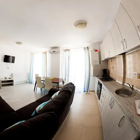 Vero 2 * Mamaia